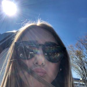 Meet your Posher, Kylie